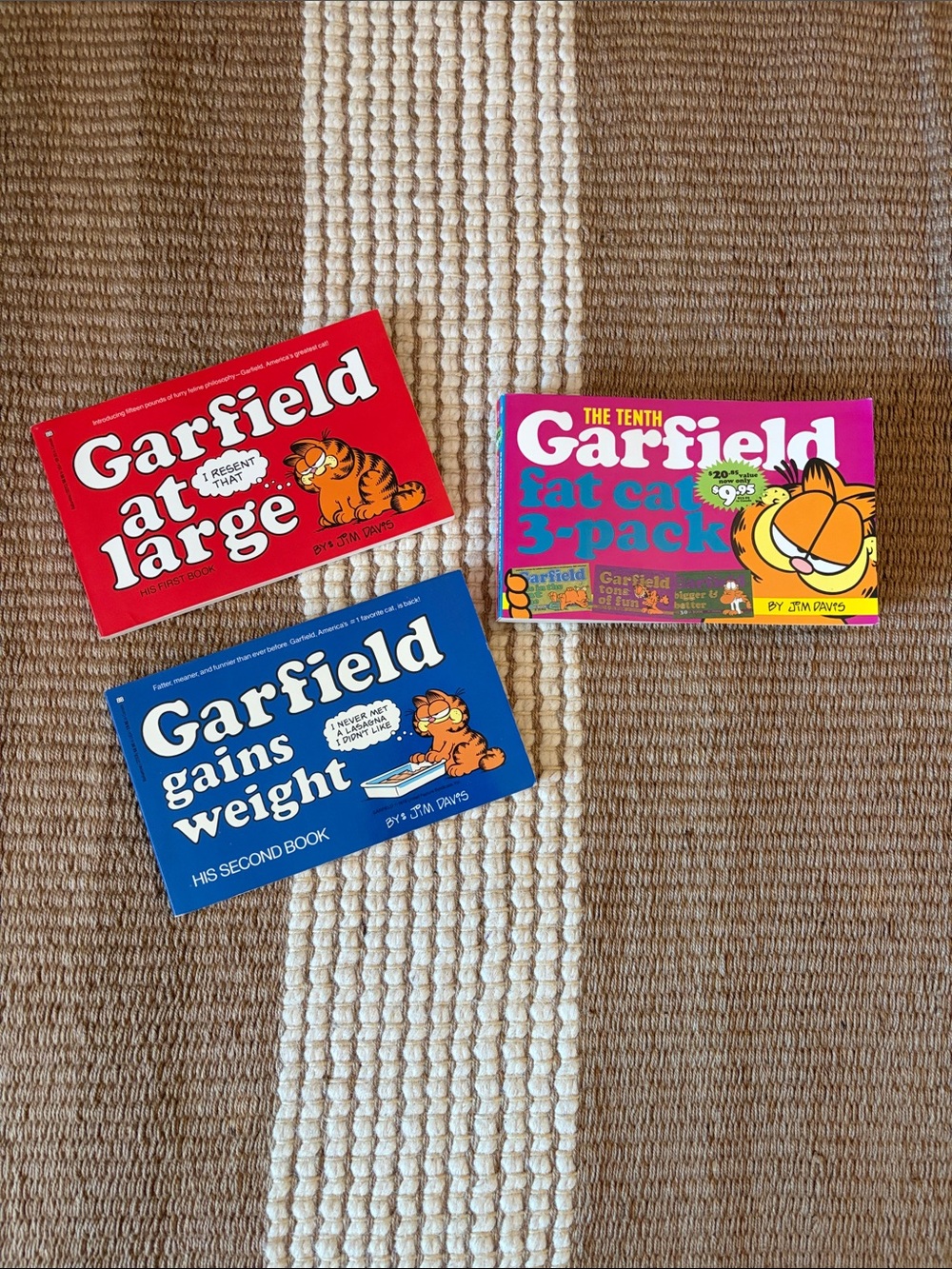 Vintage Garfield Comic Book Bundle